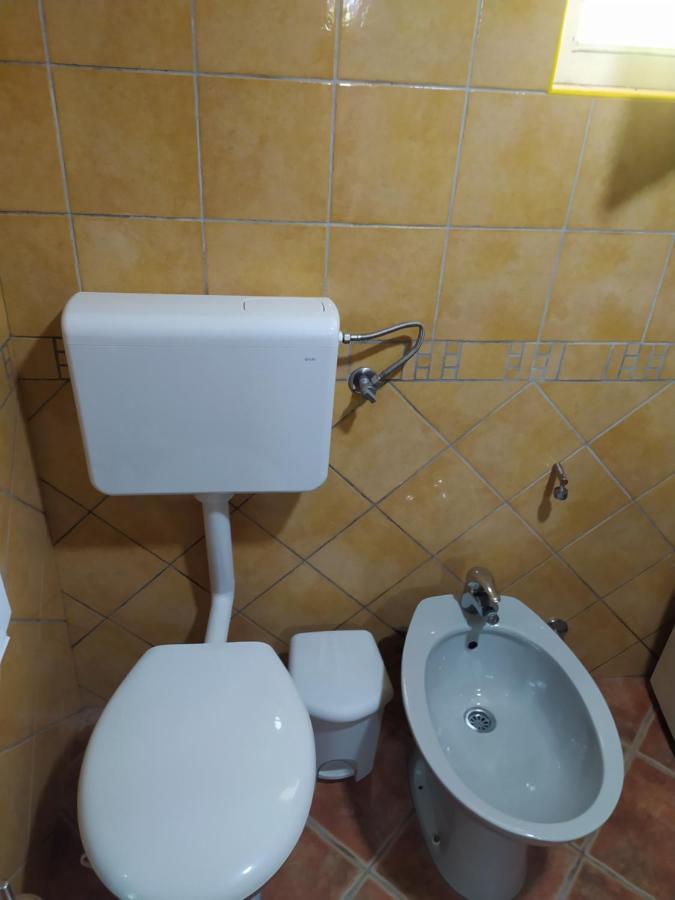 Lenilenii Bungalow Jajce Bagian luar foto